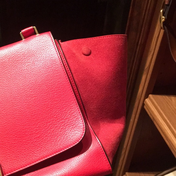 Celine Red Calfskin Suede Medium Trapeze - Picture 7 of 8